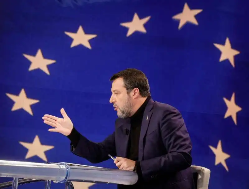 MATTEO SALVINI EURO