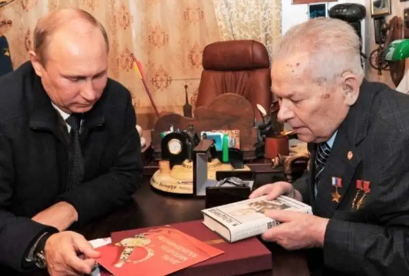 michail kalashnikov vladimir putin 2