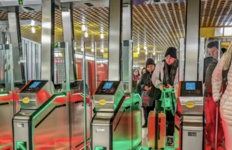 NUOVI TORNELLI IN METRO A MILANO