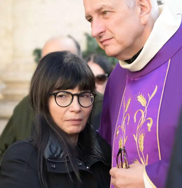 simona graldi e don pietro  foto di bacco