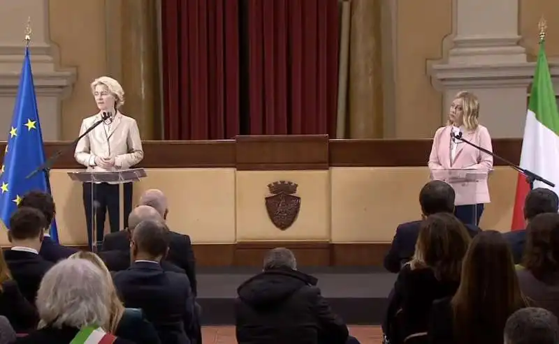 ursula von der leyen e giorgia meloni a forli 