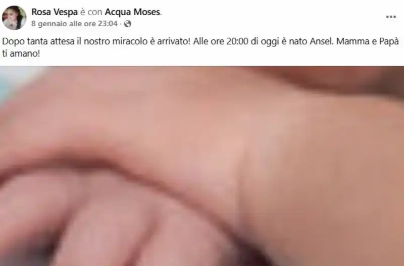 annuncio su facebook della presunta nascita della figlia di Aqua Moses e Rosa Vespa