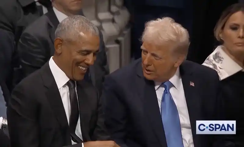 barack obama e donald trump ai funerali di jimmy carter 2