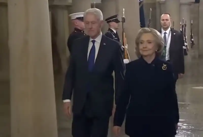 BILL E HILLARY CLINTON ALL INAUGURATION DAY 