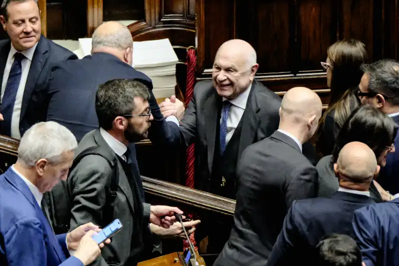 CARLO NORDIO FESTEGGIA L OK DELLA CAMERA ALLA SEPARAZIONE DELLE CARRIERE.  