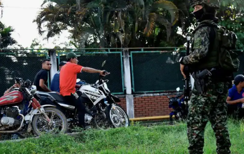 COLOMBIA – SCONTRI TRA Esercito di liberazione nazionale E EX FARC