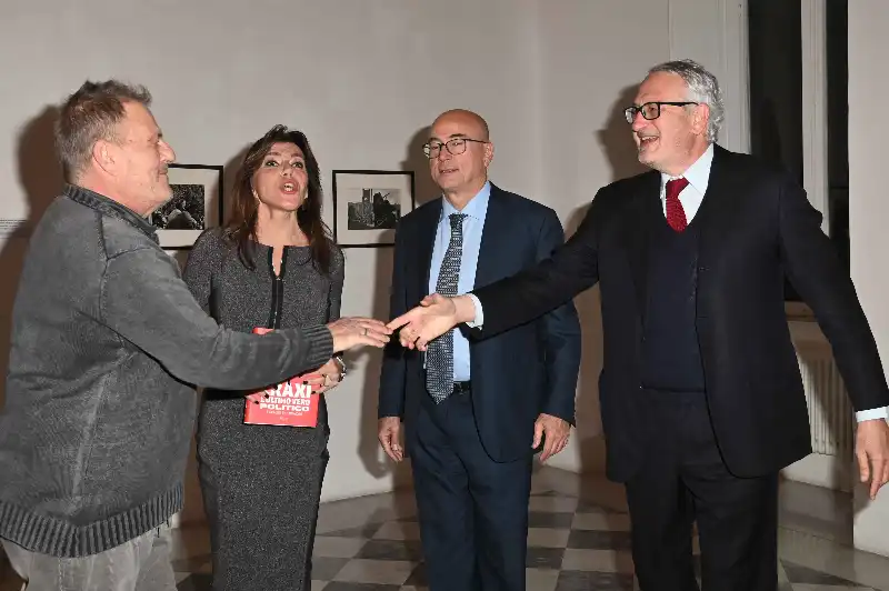 daniele mastrogiacomo annalisa bruchi aldo cazzullo bobo craxi