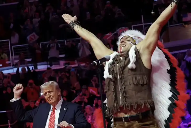 donald trump balla ymca con i village people  