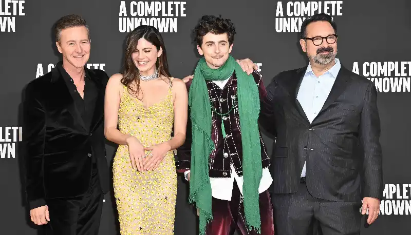 edward norton monica barbaro timothee chalamet james mangold (3)