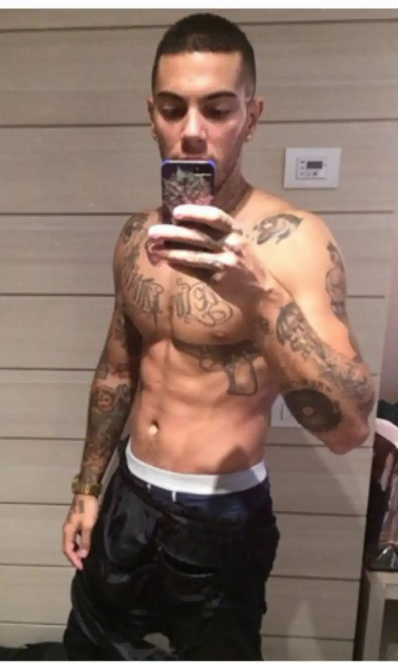 emis killa