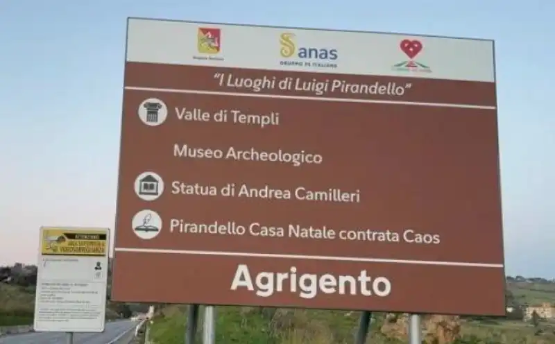 gli strafalcioni grammaticali sul cartellone di agrigento 1