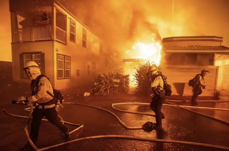 incendio los angeles   california      3