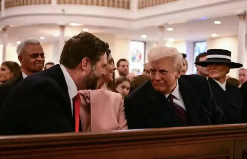 jd vance e donald trump alla chiesa di st john prima del giuramento