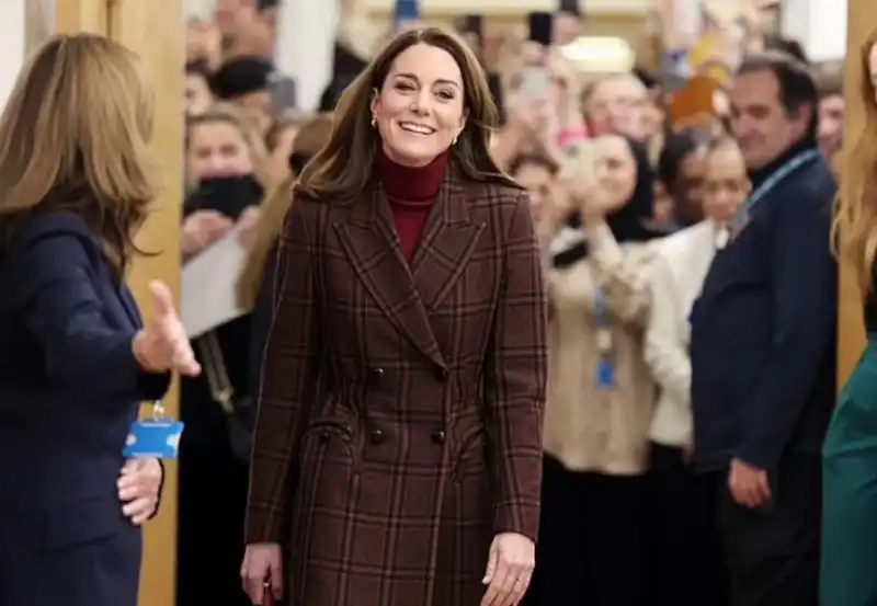 kate middleton visita ospedale in cui e stata curata per il cancro 7