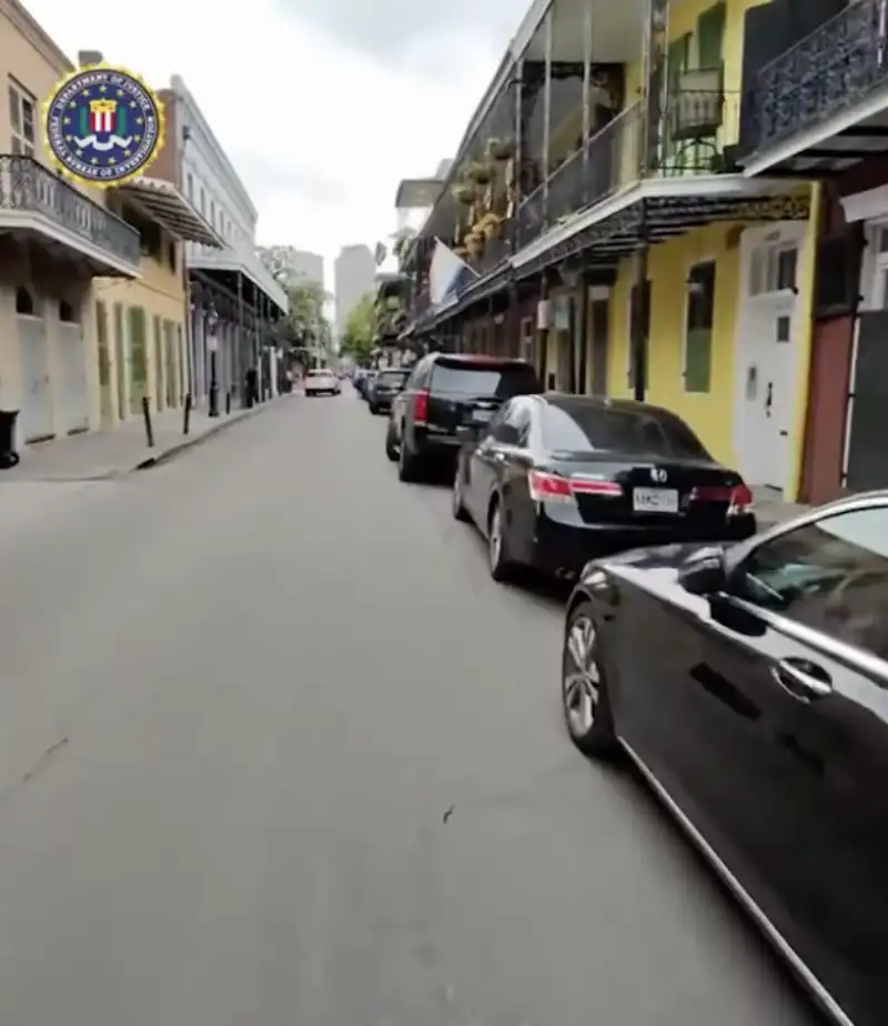 la ricognizione di shamsud jabbar con gli occhiali meta a new orleans 4