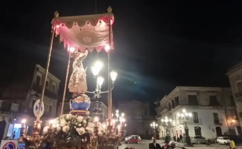 processione di gesu bambino a  paterno 2