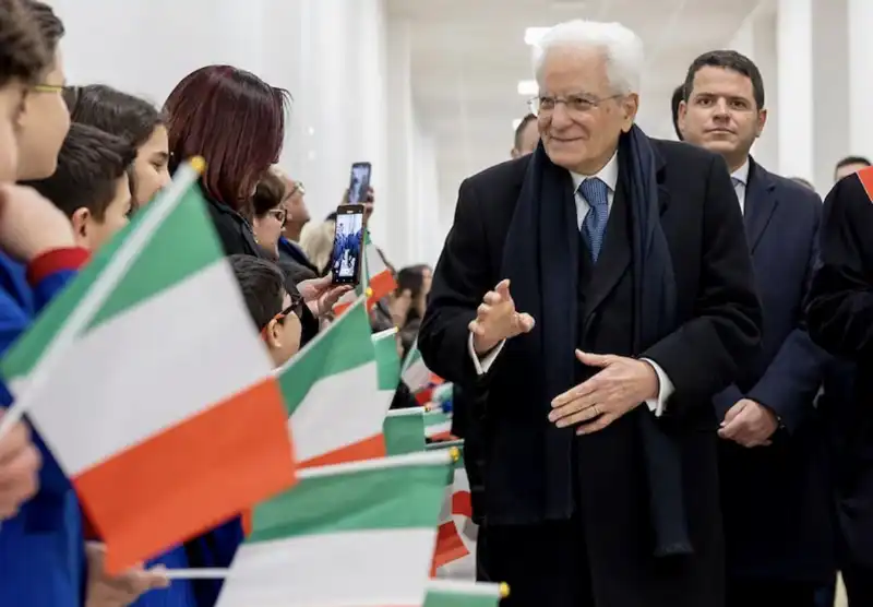 sergio mattarella a militello in val di catania