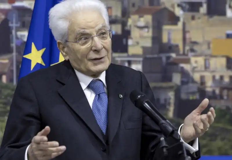 sergio mattarella a militello in val di catania.    