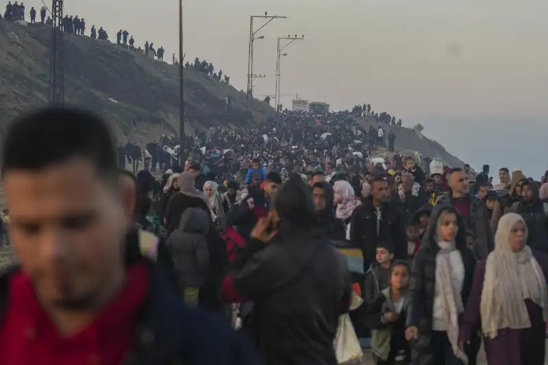 striscia di gaza   il controesodo dal sud al nord della striscia   foto lapresse   16