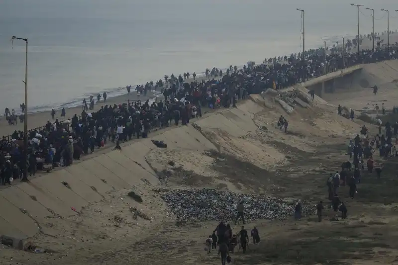 striscia di gaza   il controesodo dal sud al nord della striscia   foto lapresse   19