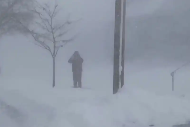 tempesta di neve in europa 9