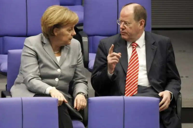 ANGELA MERKEL E PEER STEINBRUECK 