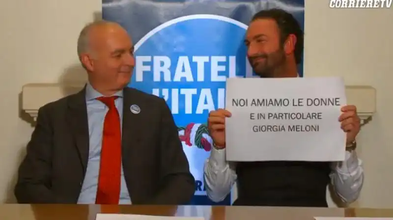 FRATELLI DITALIA VIDEO PARODIA NON VOTARE CON IL CULO 