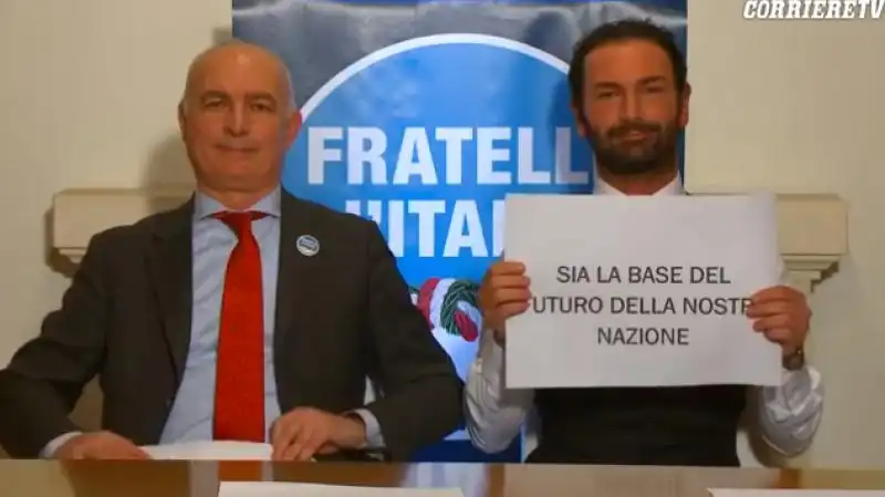 FRATELLI DITALIA VIDEO PARODIA NON VOTARE CON IL CULO 