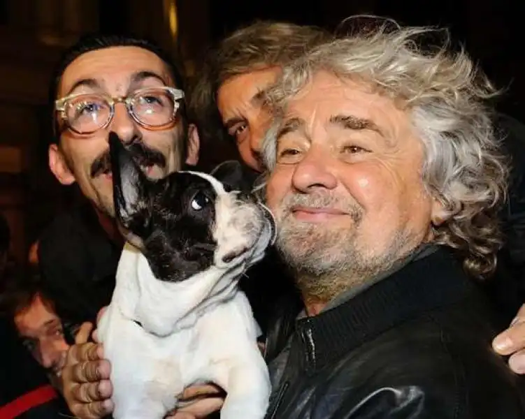 GRILLO CON IL CANE 