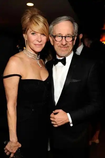 KATE CAPSHAW AND STEVEN SPIELBERG 