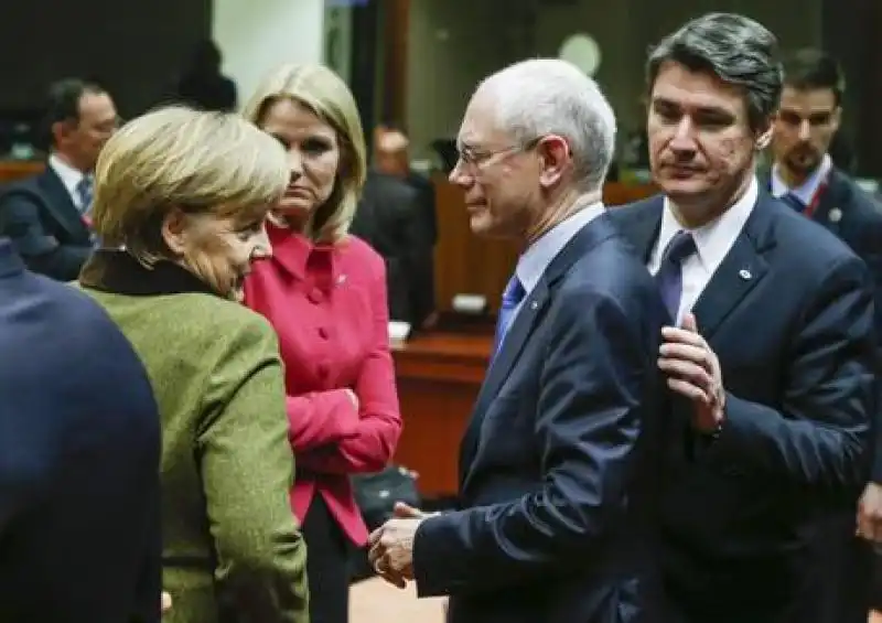 MERKEL E VAN ROMPUY 