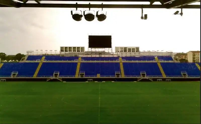 STADIO IS ARENAS 