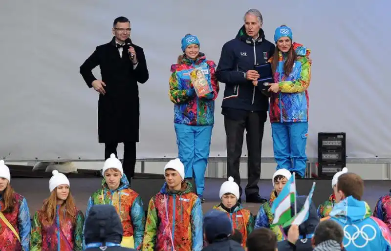 Alzabandiera Foto Ferraro Mezzelani GMT 