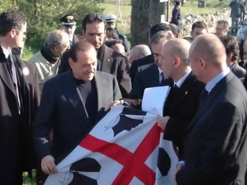 BERLUSCONI IN SARDEGNA