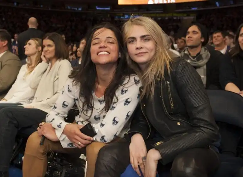 cara delevingne e michelle rodriguez 