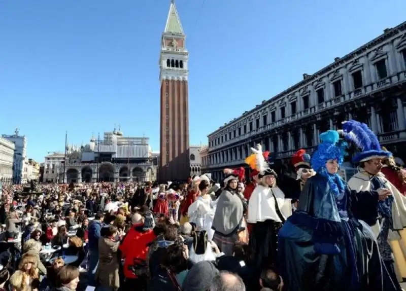 CARNEVALE DI VENEZIA FOTO LAPRESSE 