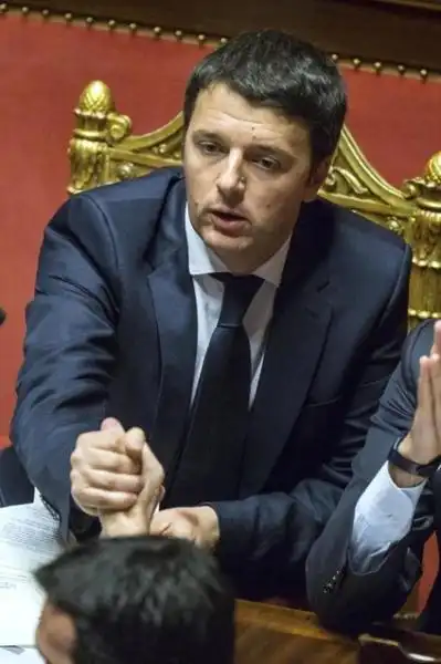 FIDUCIA AL GOVERNO RENZI IN SENATO FOTO LAPRESSE 