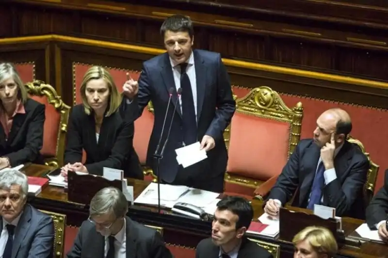 FIDUCIA AL GOVERNO RENZI IN SENATO FOTO LAPRESSE 