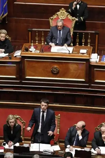 FIDUCIA AL GOVERNO RENZI IN SENATO FOTO LAPRESSE 