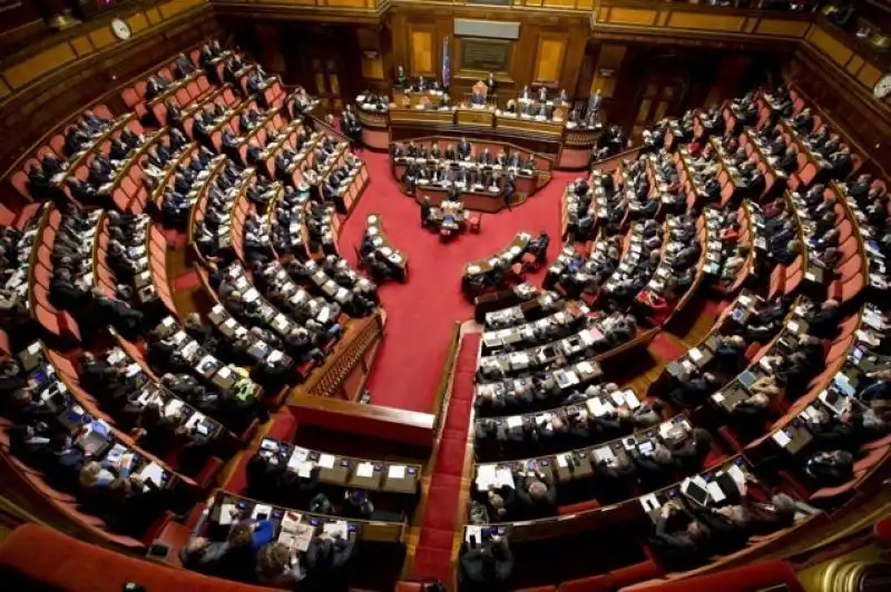 FIDUCIA AL GOVERNO RENZI IN SENATO FOTO LAPRESSE 