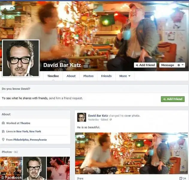 LA PAGINA FACEBOOK DI DAVID BAR KATZ CON PHILIP SEYMOUR HOFFMAN COME FOTO DI COPERTINA 