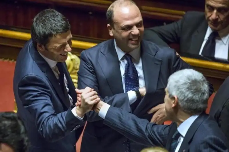 RENZI ALFANO CASINI IN SENATO FOTO LAPRESSE 