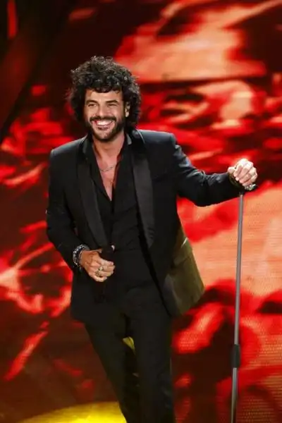 TERZA SERATA SANREMO FRANCESCO RENGA 