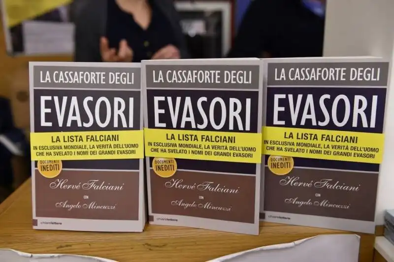 evasori   libro di herve falciani