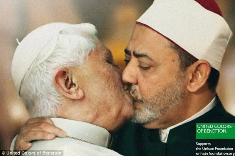 imam Ahmed Al Tayyeb e ratzinger nella campagna benetton