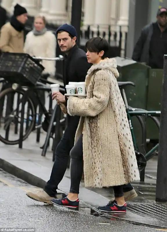 jamie dornan e amelia warner 7