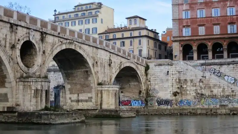 lungotevere dei vallati e via giulia