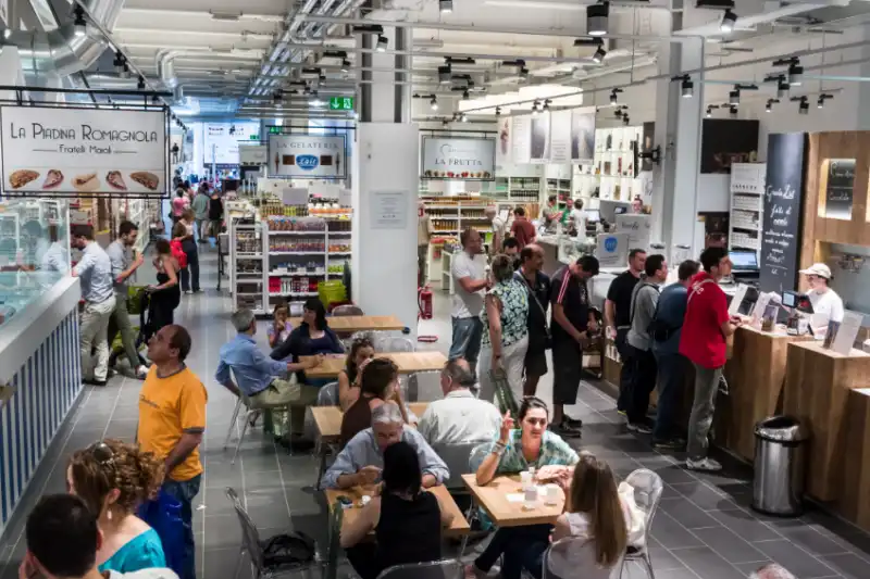 mangiare dentro eataly a roma