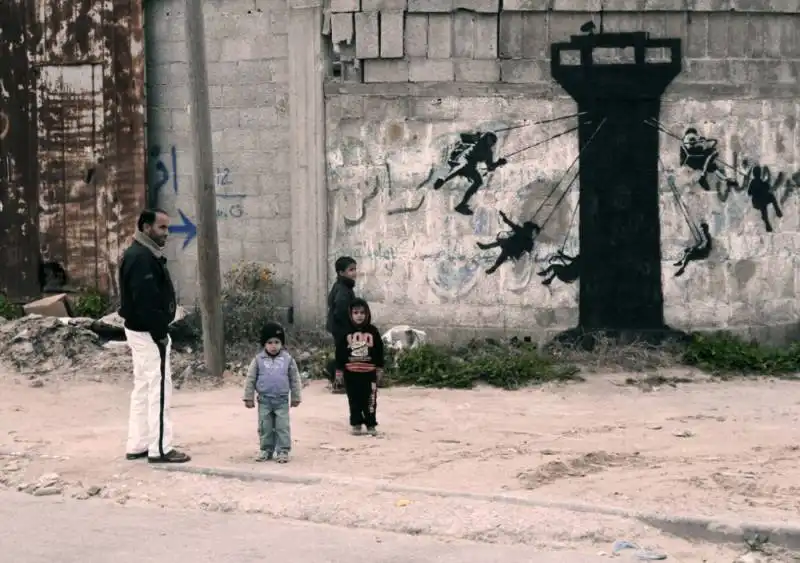 opera di banksy a gaza