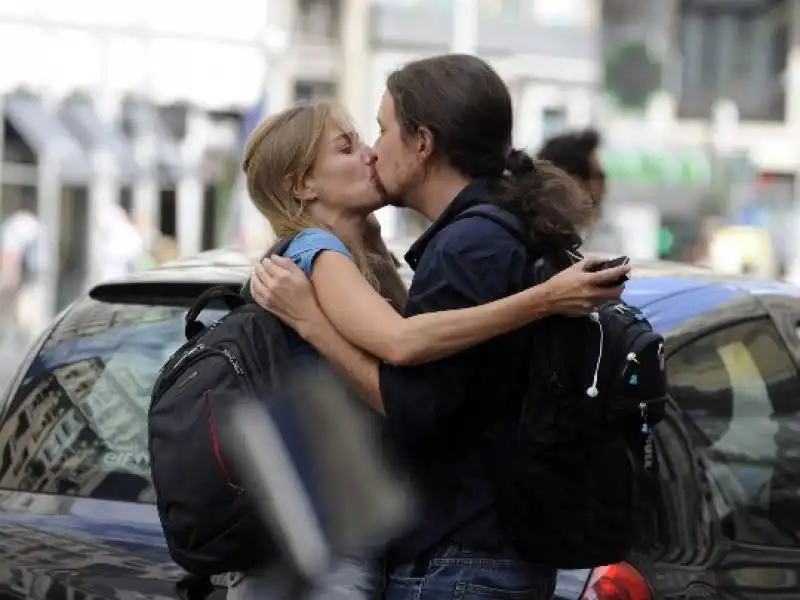 pablo iglesias con la compagna tania sanchez melero